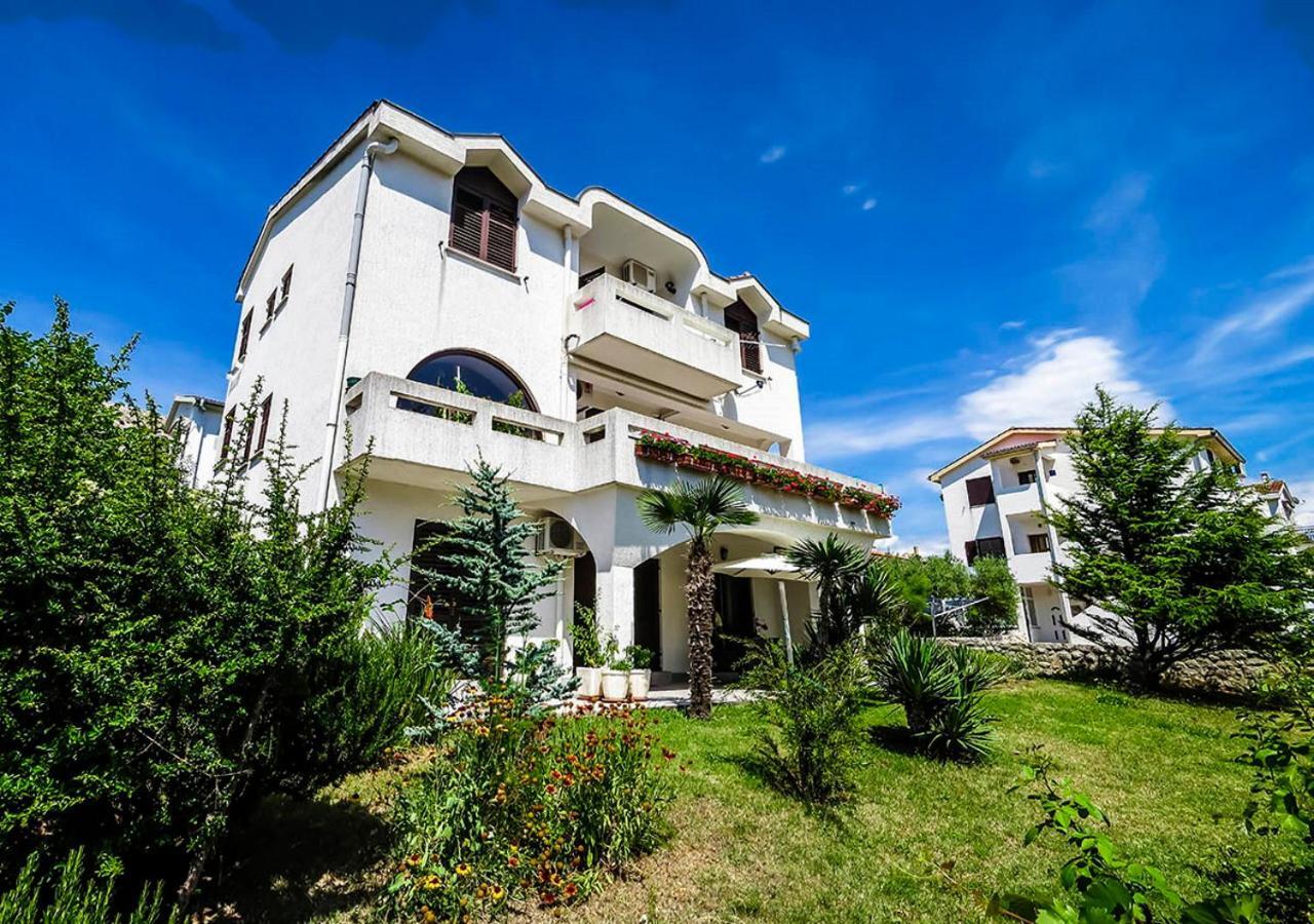 Apartments Bozo Baska  Bagian luar foto